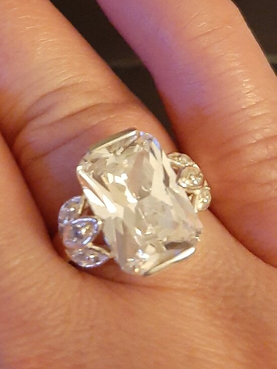 4 Carat Emerald-cut Sterling silver CZ ring w/ CZ petal detail - Picture 2 of 5